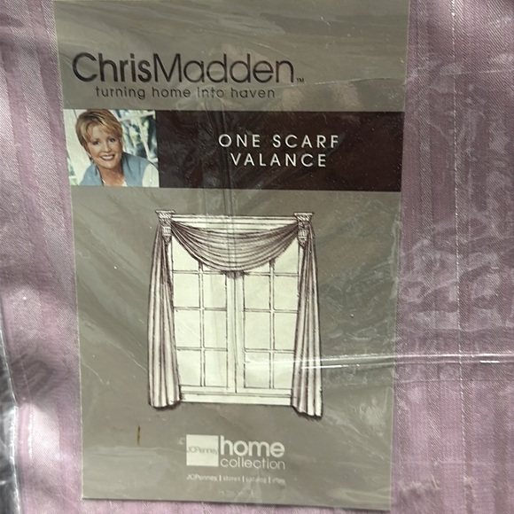 Scarf Valance 51”x216” color rose shadow - Picture 3 of 7